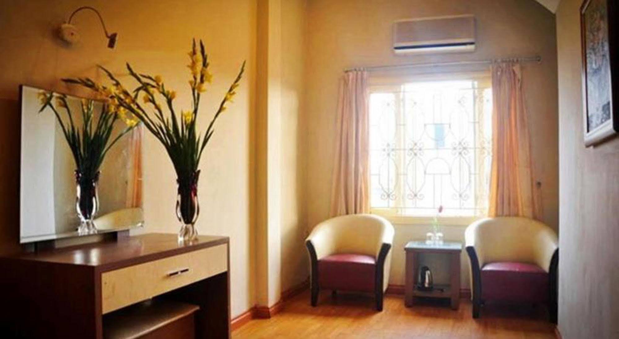 Hanoi Little Center Hotel Exterior foto