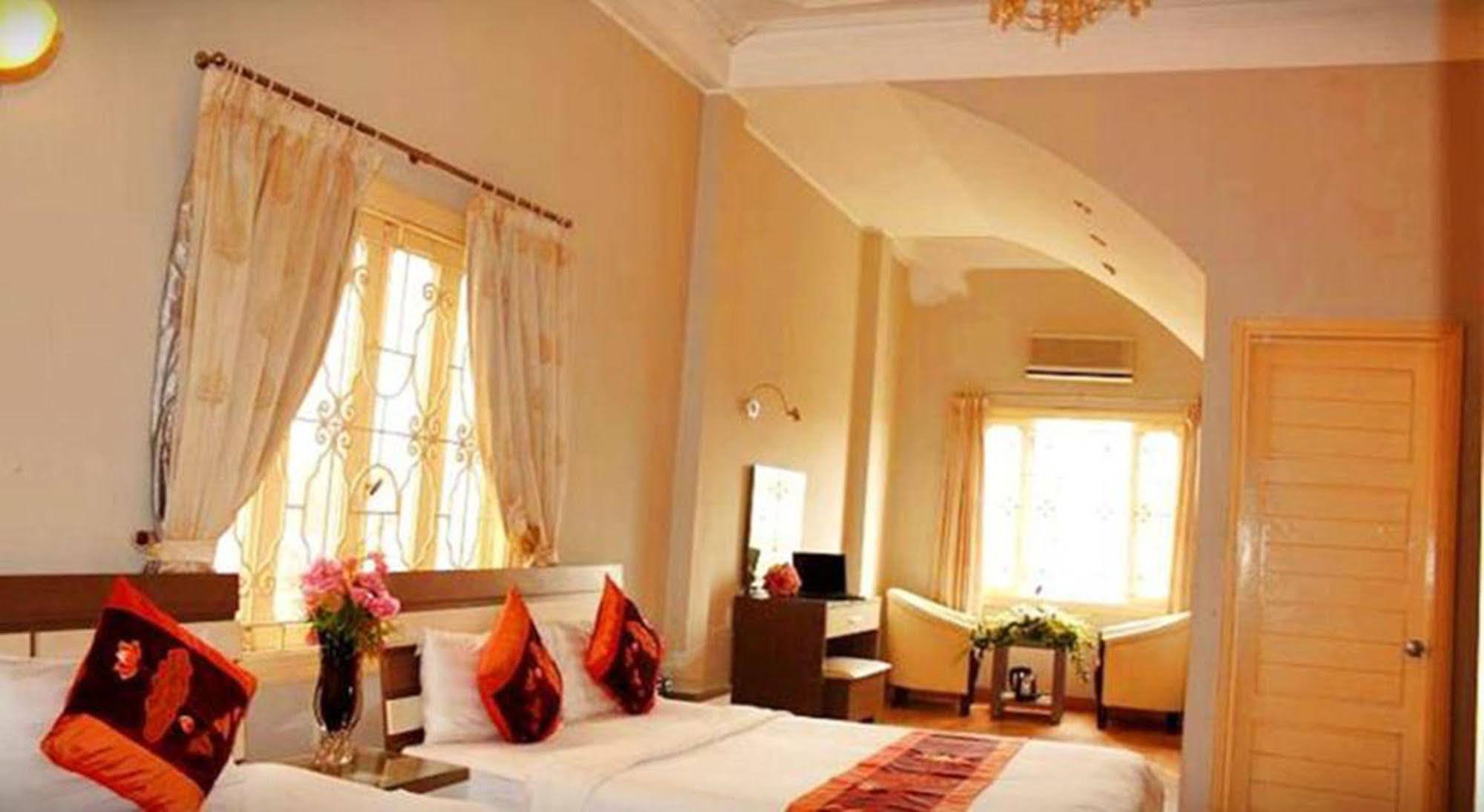 Hanoi Little Center Hotel Exterior foto