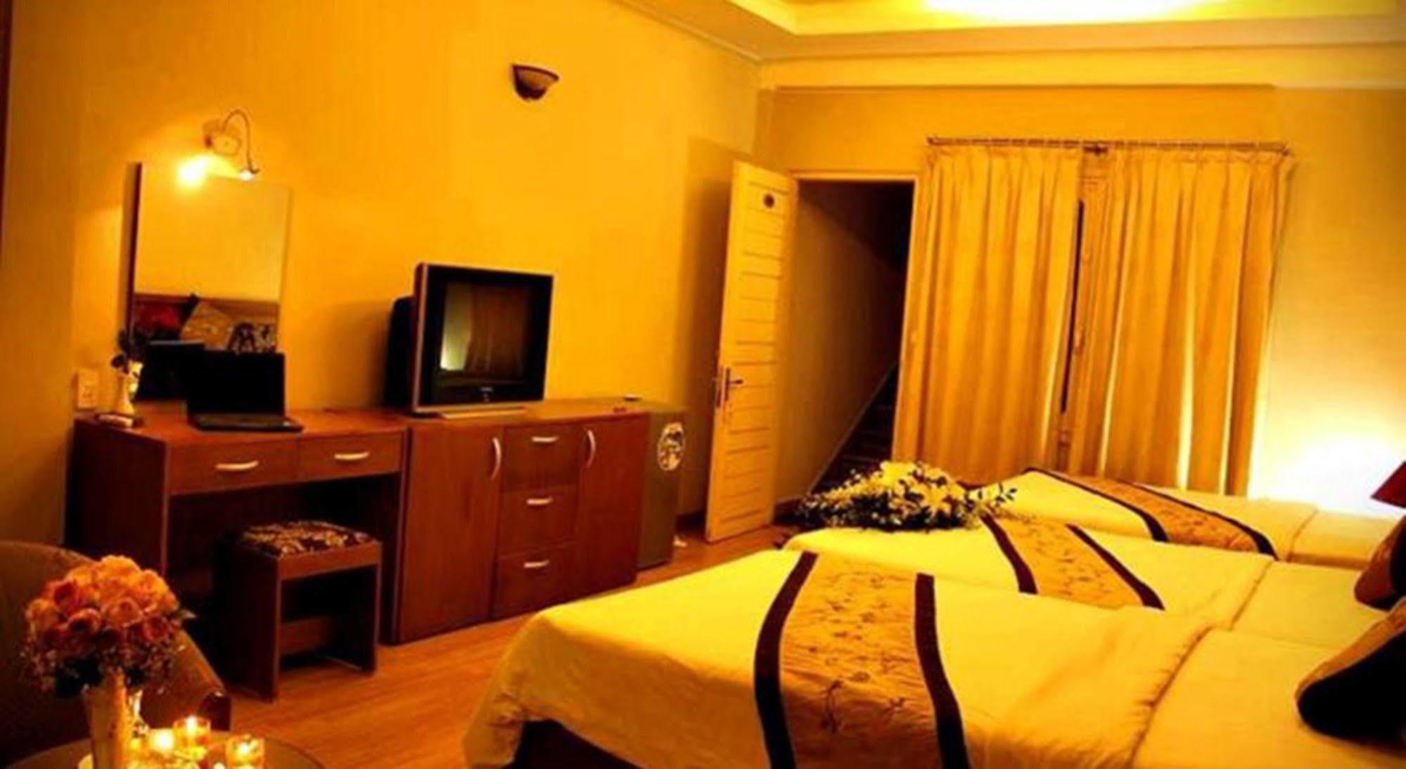 Hanoi Little Center Hotel Exterior foto